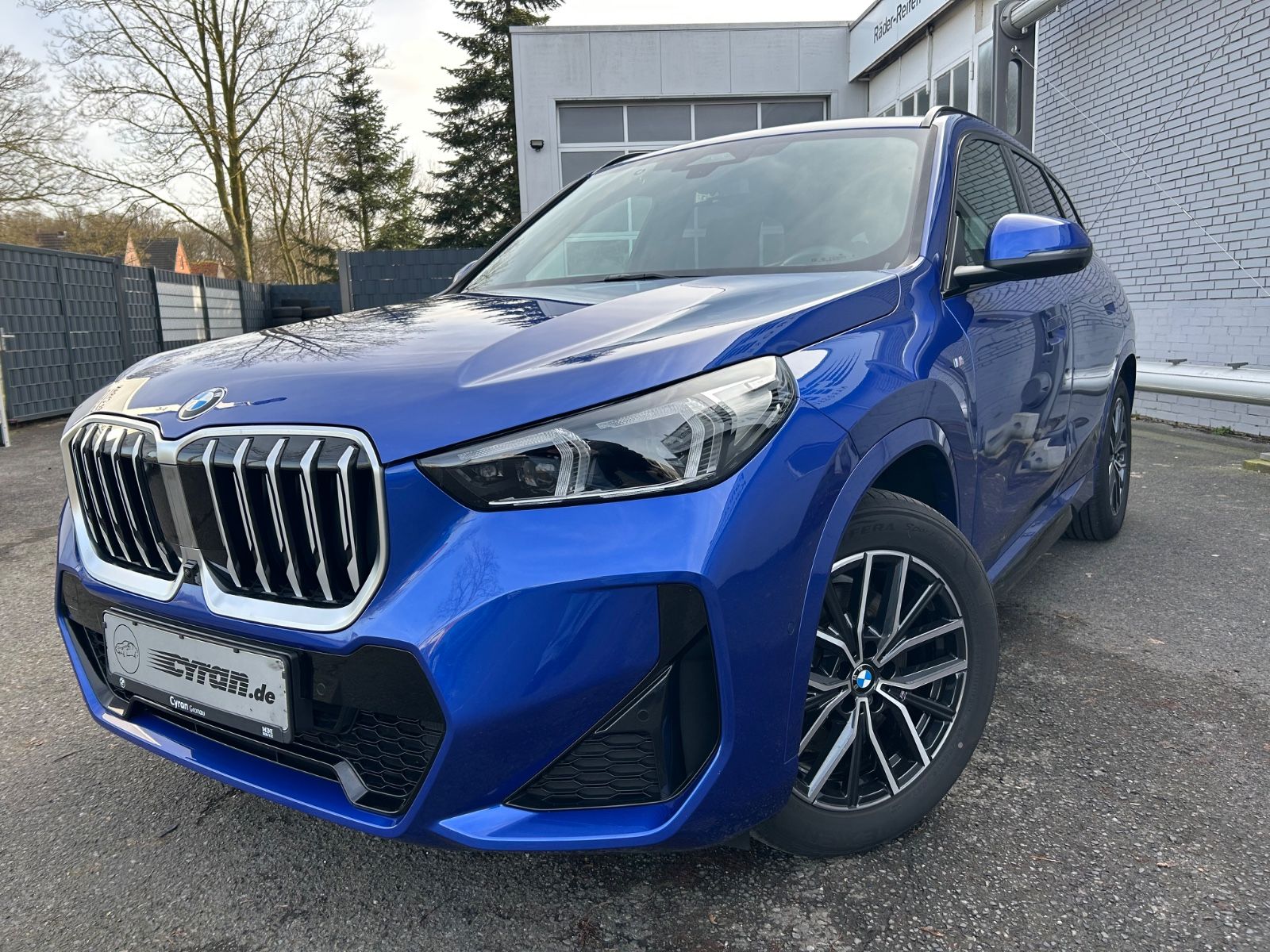 Fahrzeugabbildung BMW X1 20i sDrive M Sport