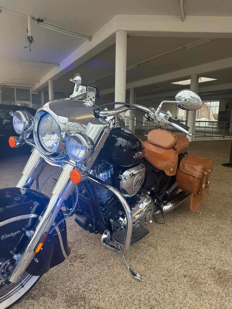 Fahrzeugabbildung Indian CHIEF VINTAGE Top Zustand