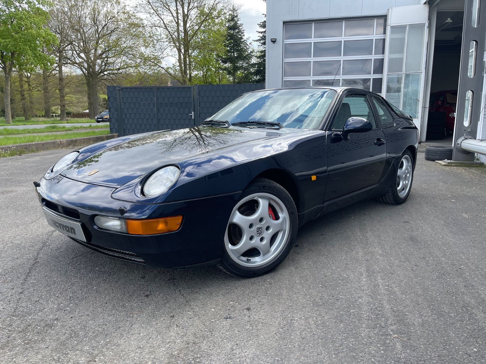 Fahrzeugabbildung Porsche 968 Coupe