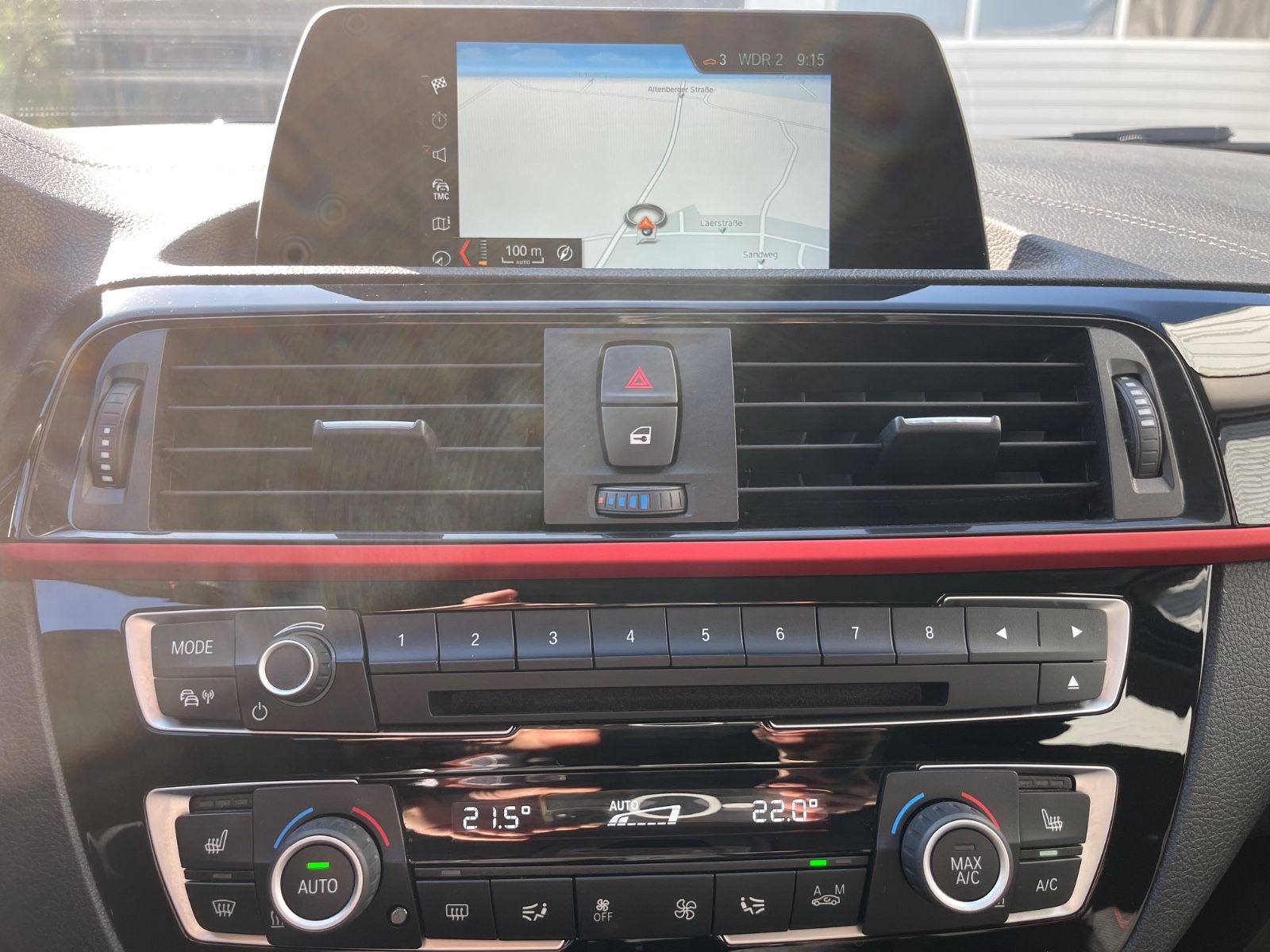Fahrzeugabbildung BMW 118 i Sport Line