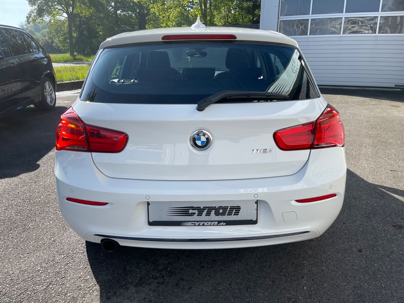 Fahrzeugabbildung BMW 118 i Sport Line