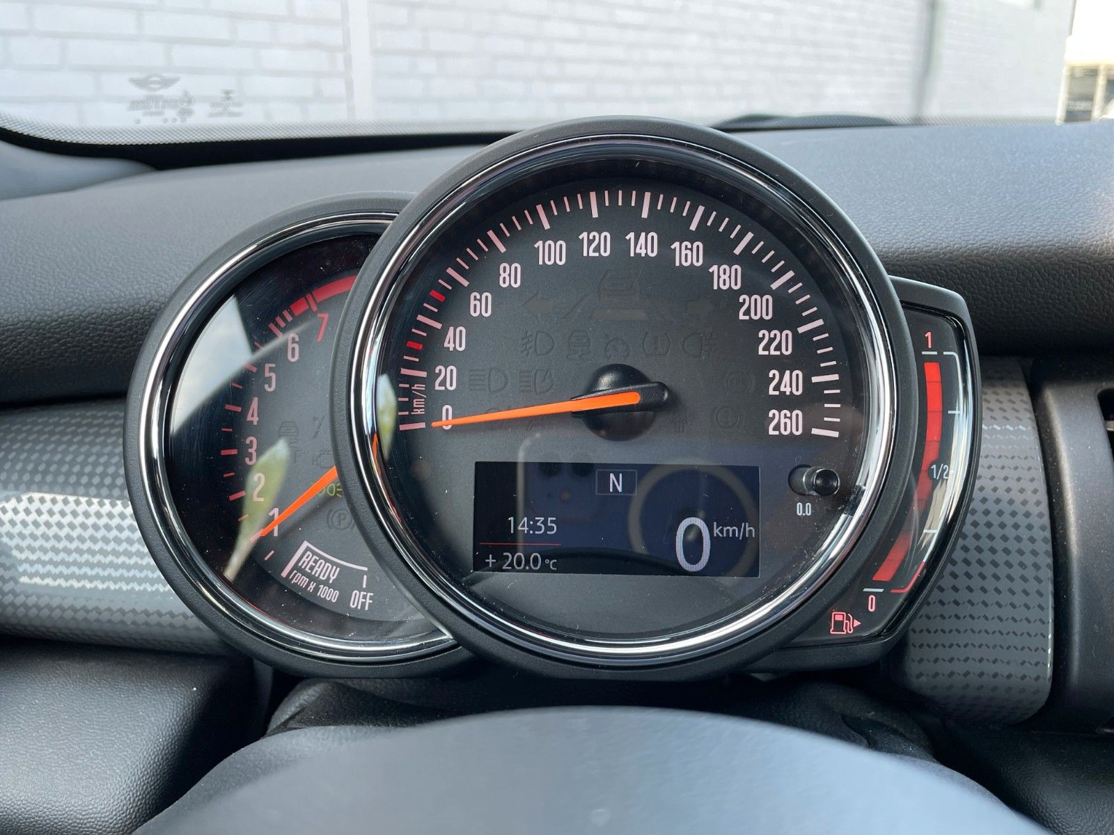 Fahrzeugabbildung MINI Cooper Chili Blackline