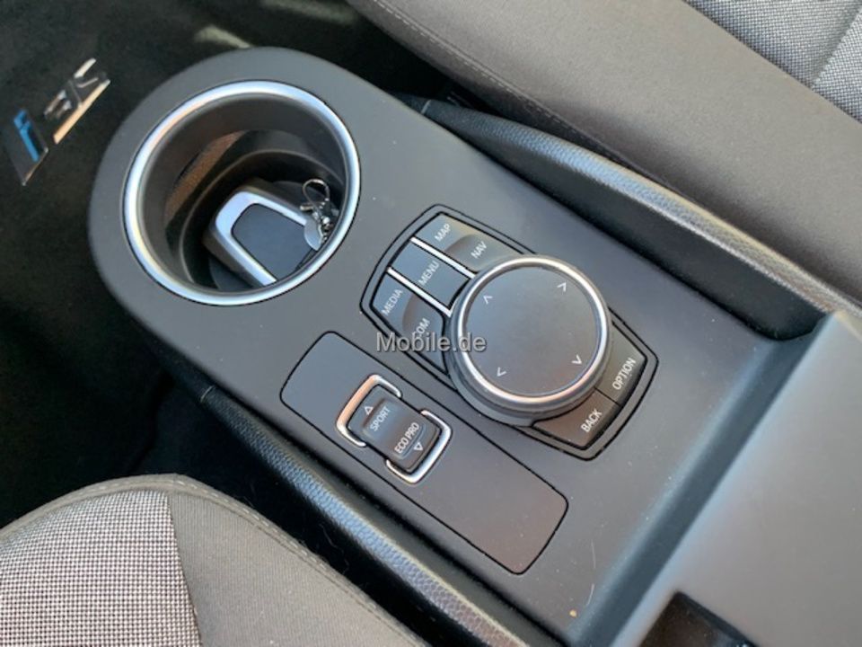 Fahrzeugabbildung BMW i3s 120 Ah 135 kW