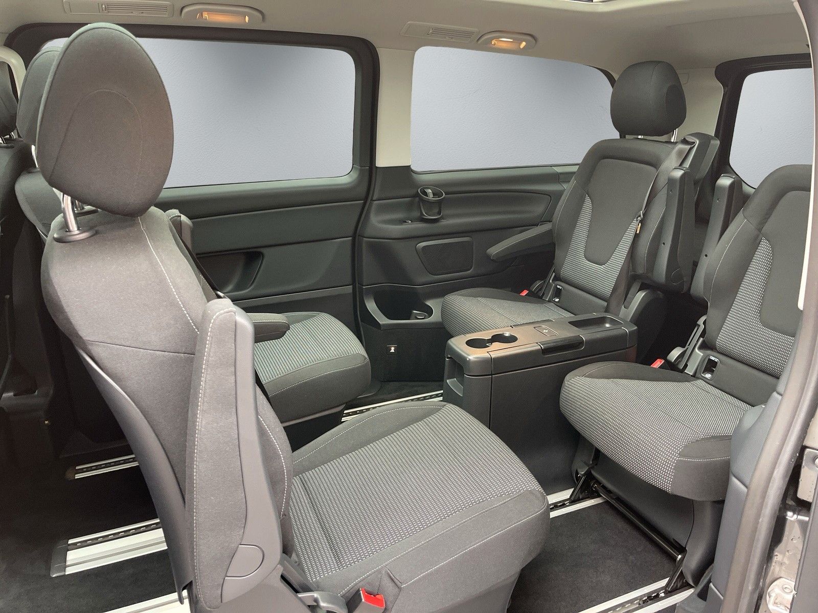 Fahrzeugabbildung Mercedes-Benz V 300 D Edition