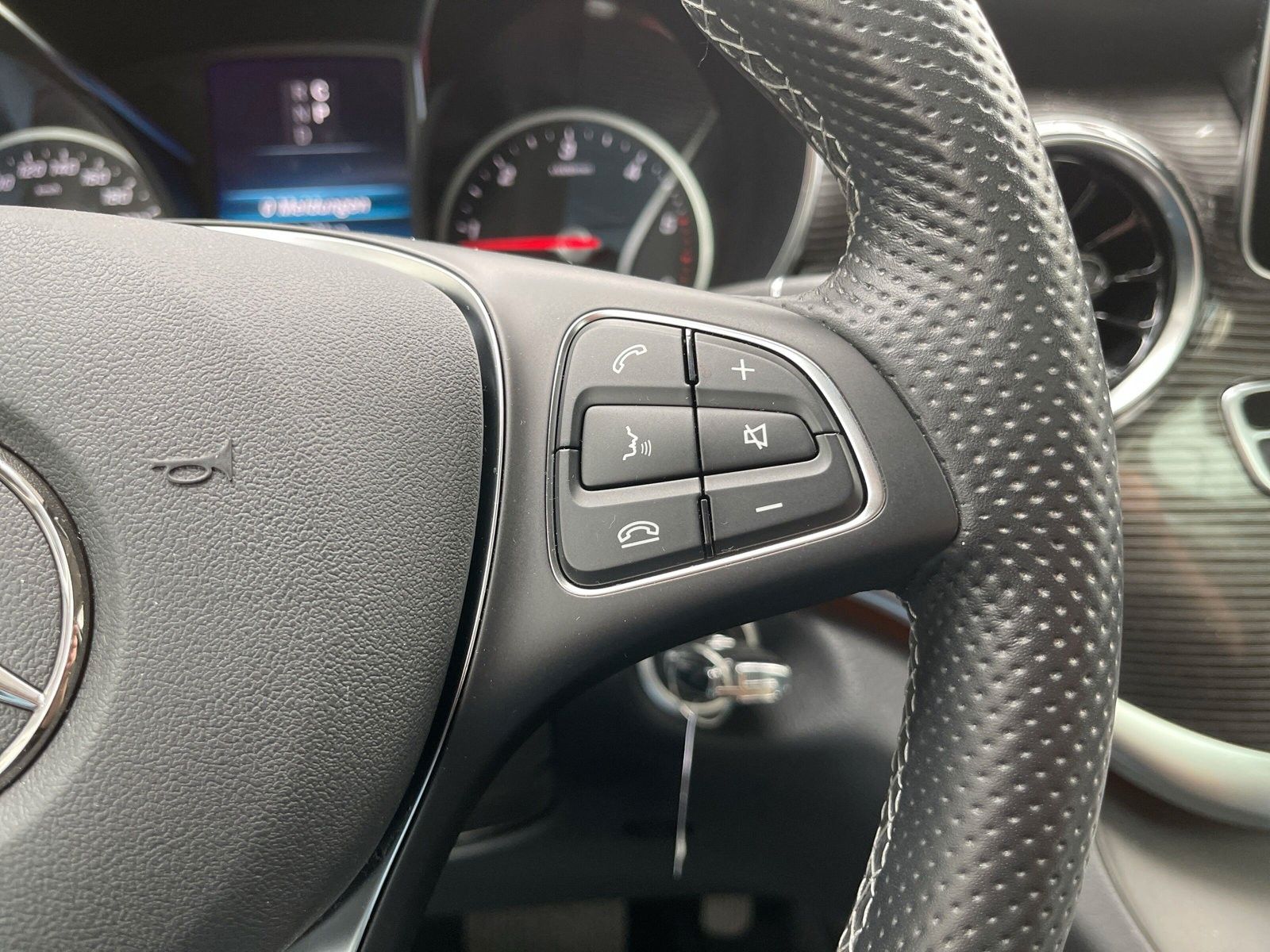 Fahrzeugabbildung Mercedes-Benz V 300 D Edition