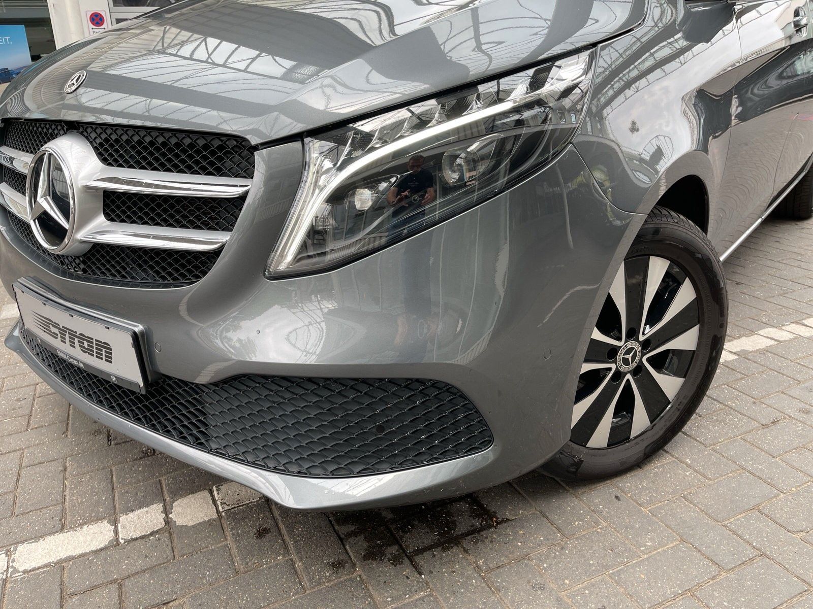 Fahrzeugabbildung Mercedes-Benz V 300 D Edition