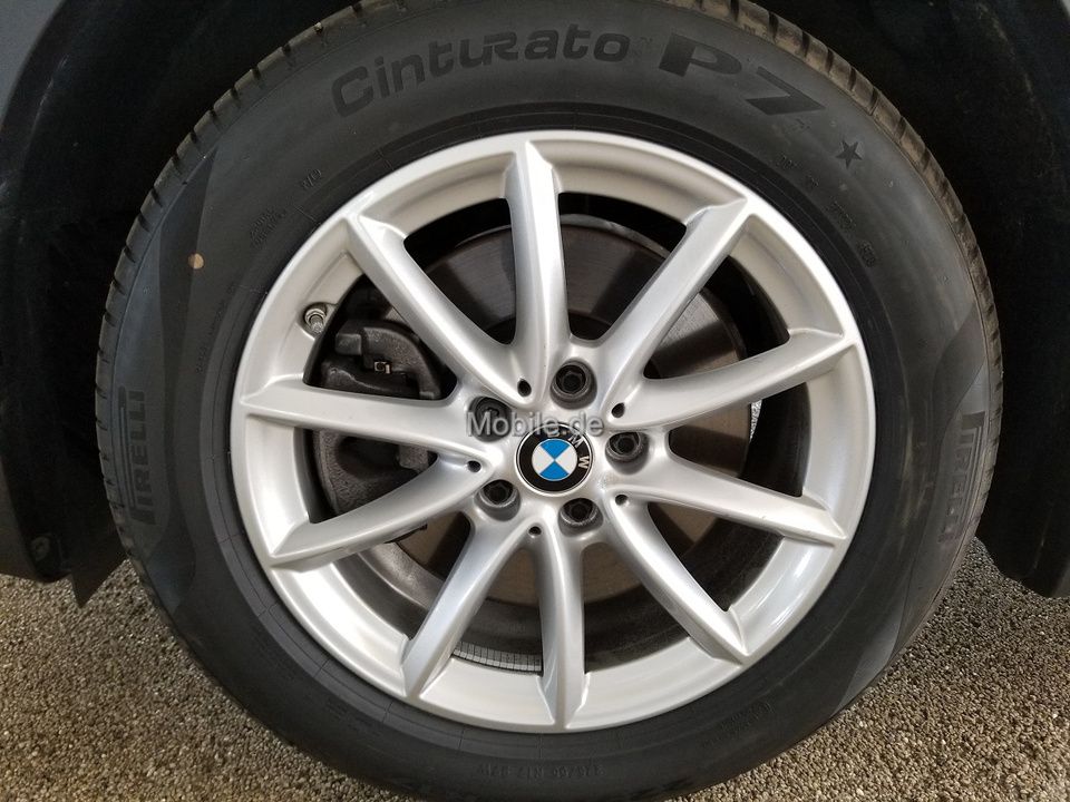 Fahrzeugabbildung BMW X1 xDrive25e