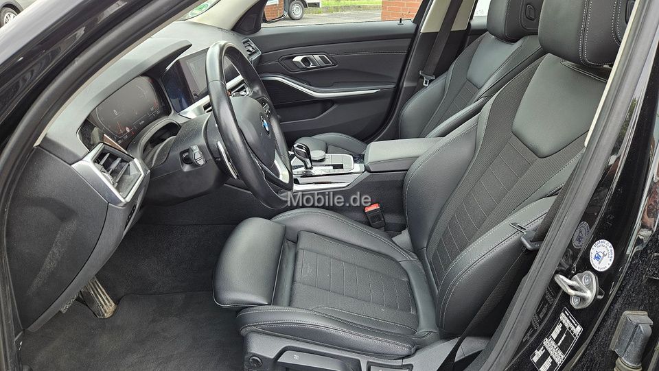 Fahrzeugabbildung BMW 320d Touring Sport Line