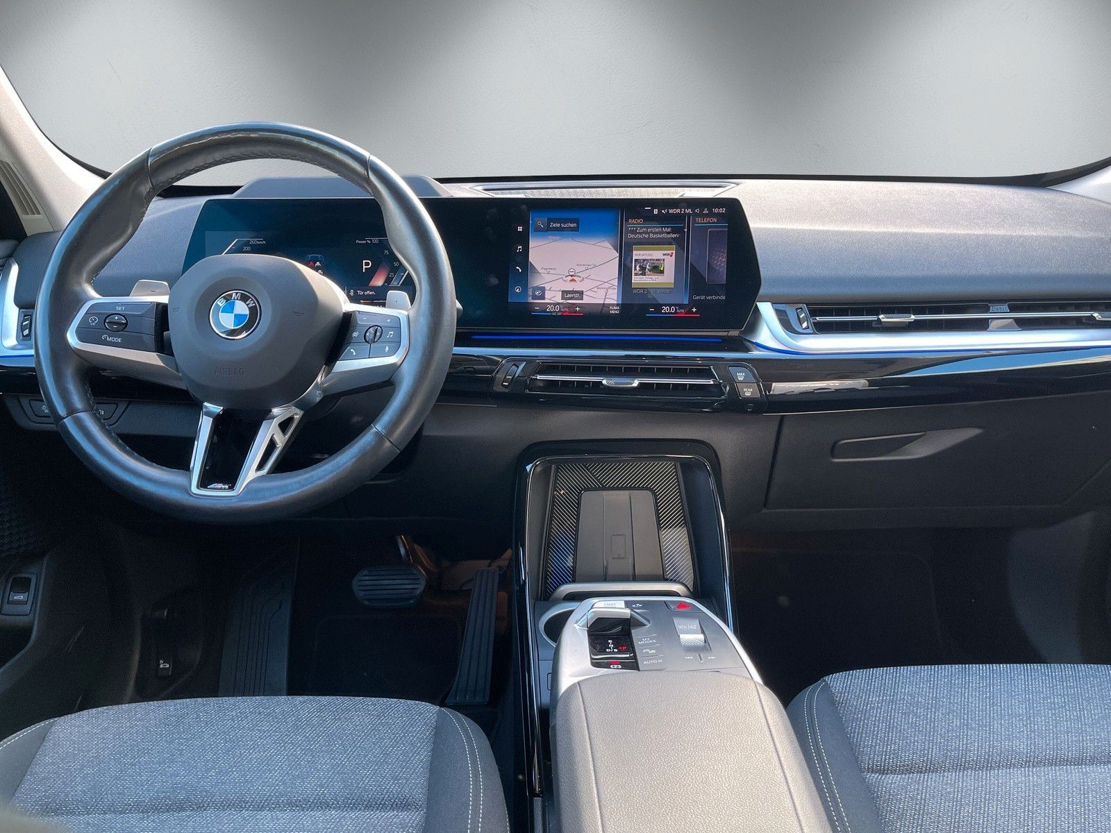Fahrzeugabbildung BMW X1 sDrive 20 i