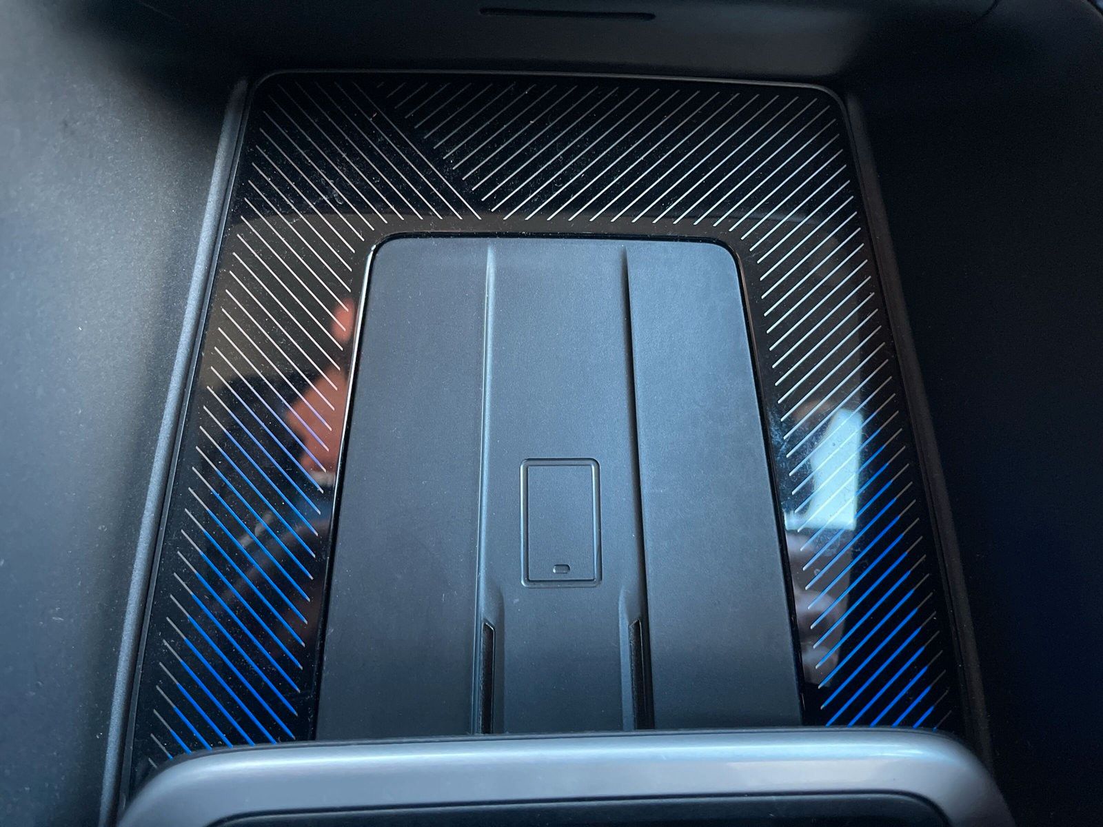 Fahrzeugabbildung BMW X1 sDrive 20 i