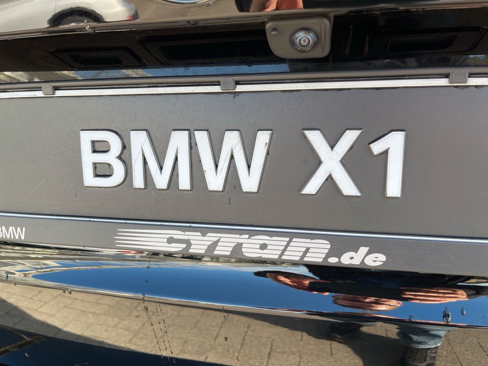Fahrzeugabbildung BMW X1 sDrive 20 i