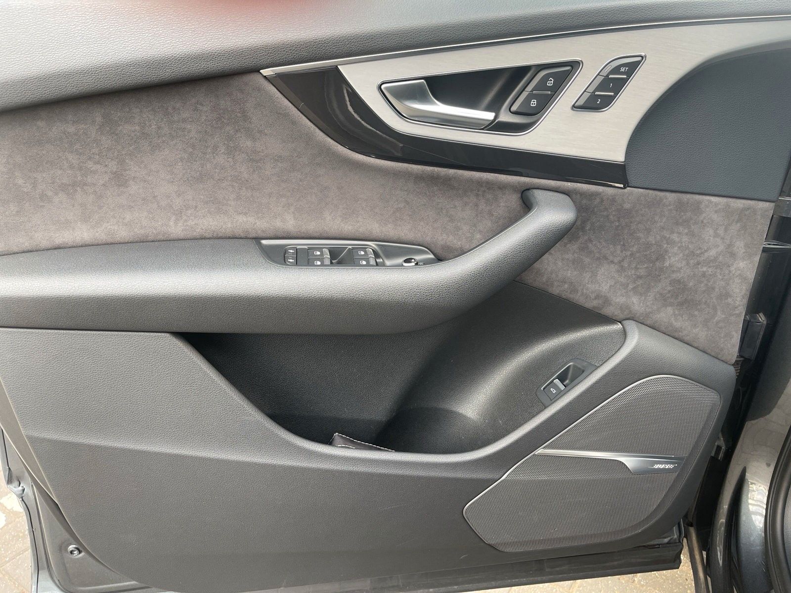 Fahrzeugabbildung Audi SQ7 4.0 TDI quattro