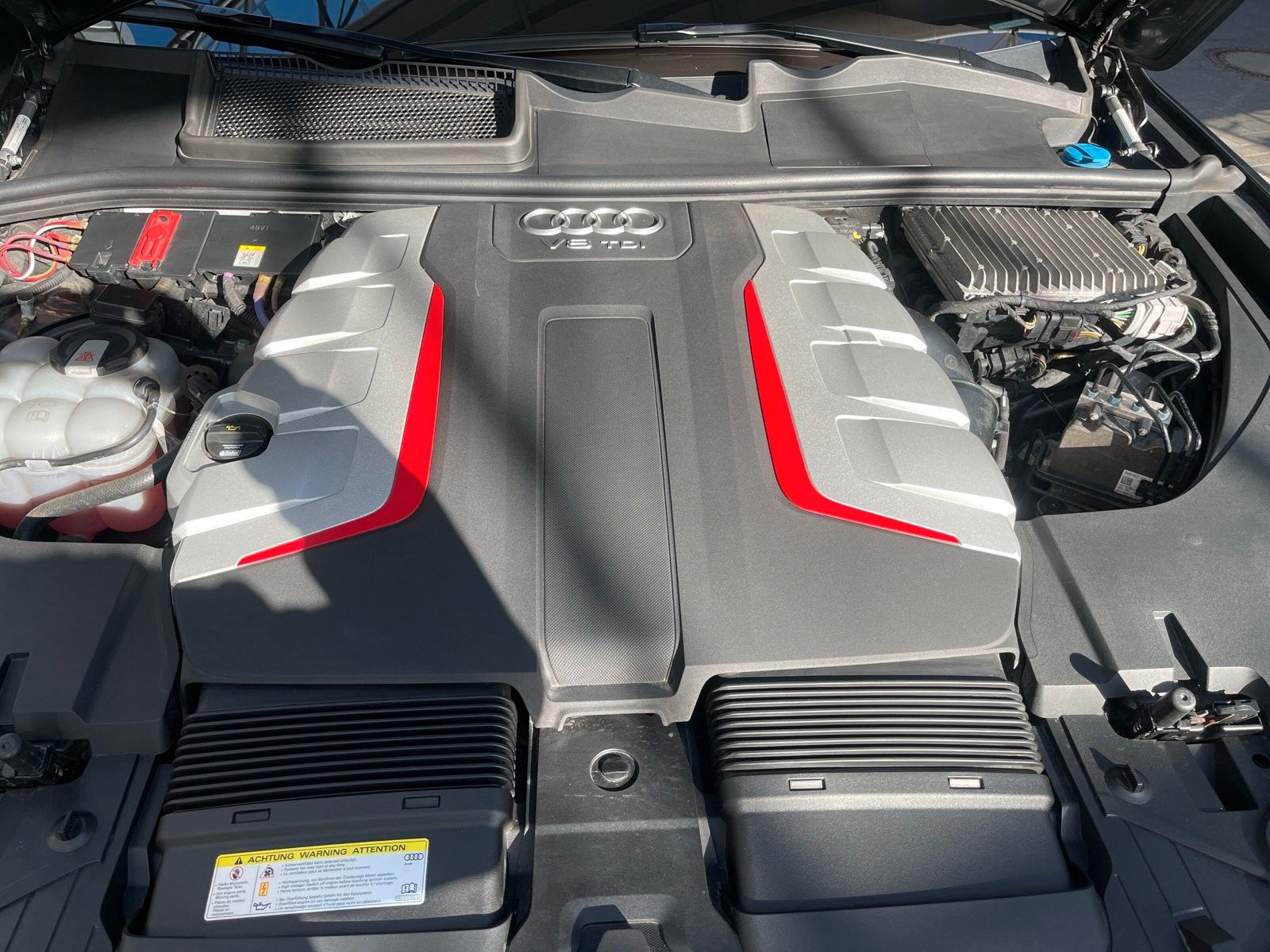 Fahrzeugabbildung Audi SQ7 4.0 TDI quattro