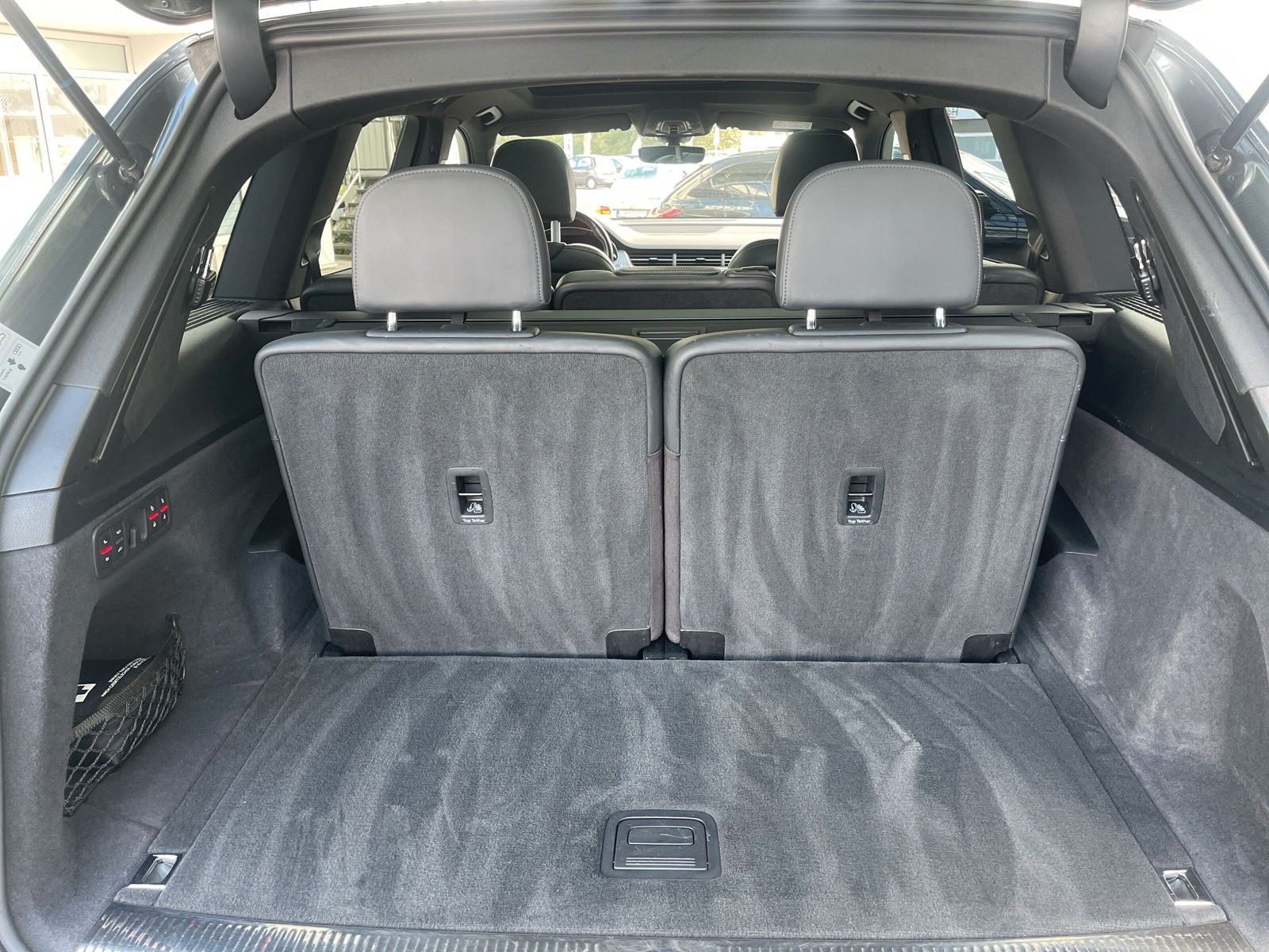 Fahrzeugabbildung Audi SQ7 4.0 TDI quattro