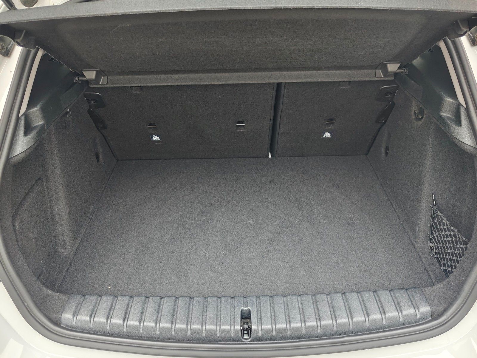 Fahrzeugabbildung BMW 116d Advantage