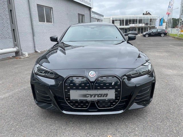 Fahrzeugabbildung BMW i4 Gran Coupe 35 eDrive M Sport