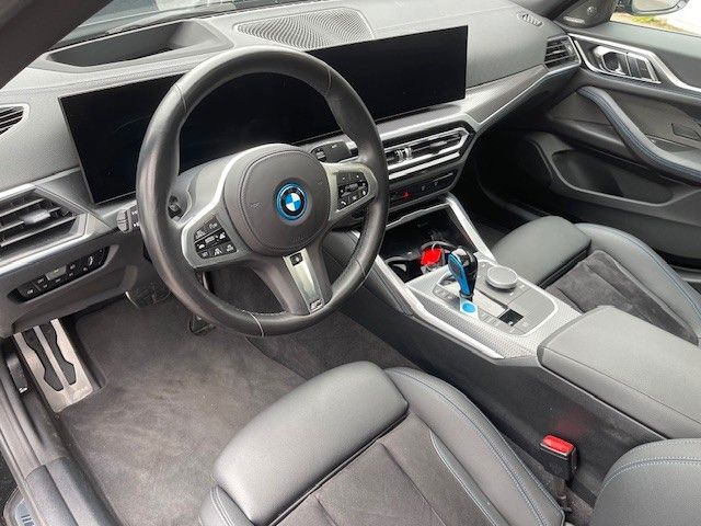 Fahrzeugabbildung BMW i4 Gran Coupe 35 eDrive M Sport
