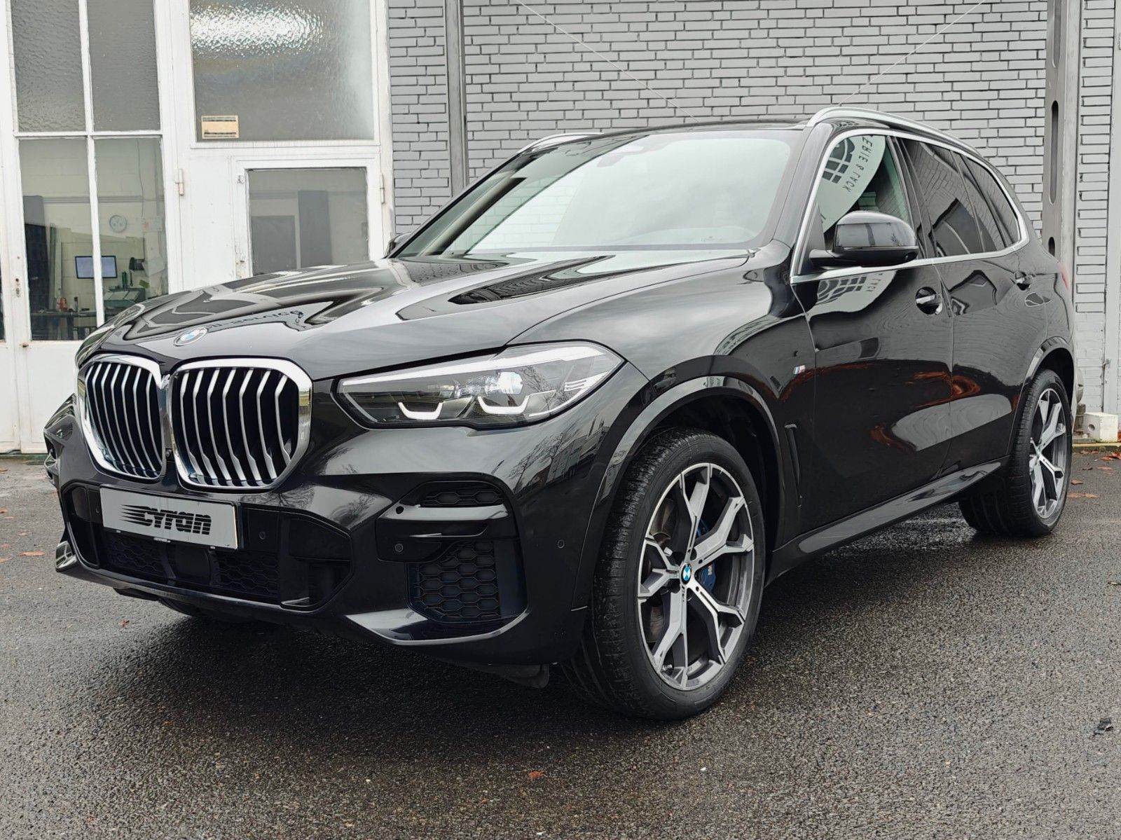 Fahrzeugabbildung BMW X5 xDrive 30 d M Sport
