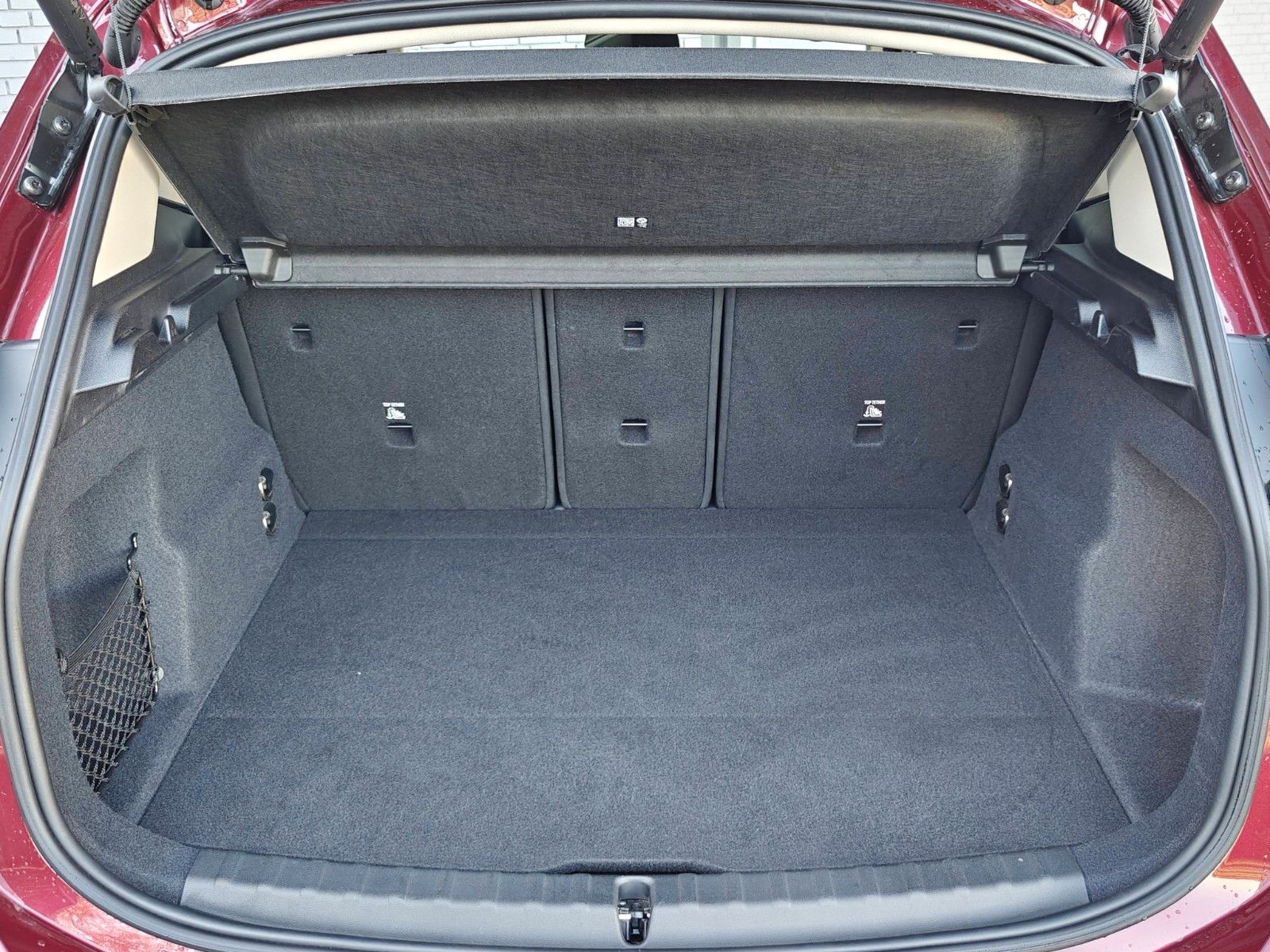 Fahrzeugabbildung BMW 218i Active Tourer