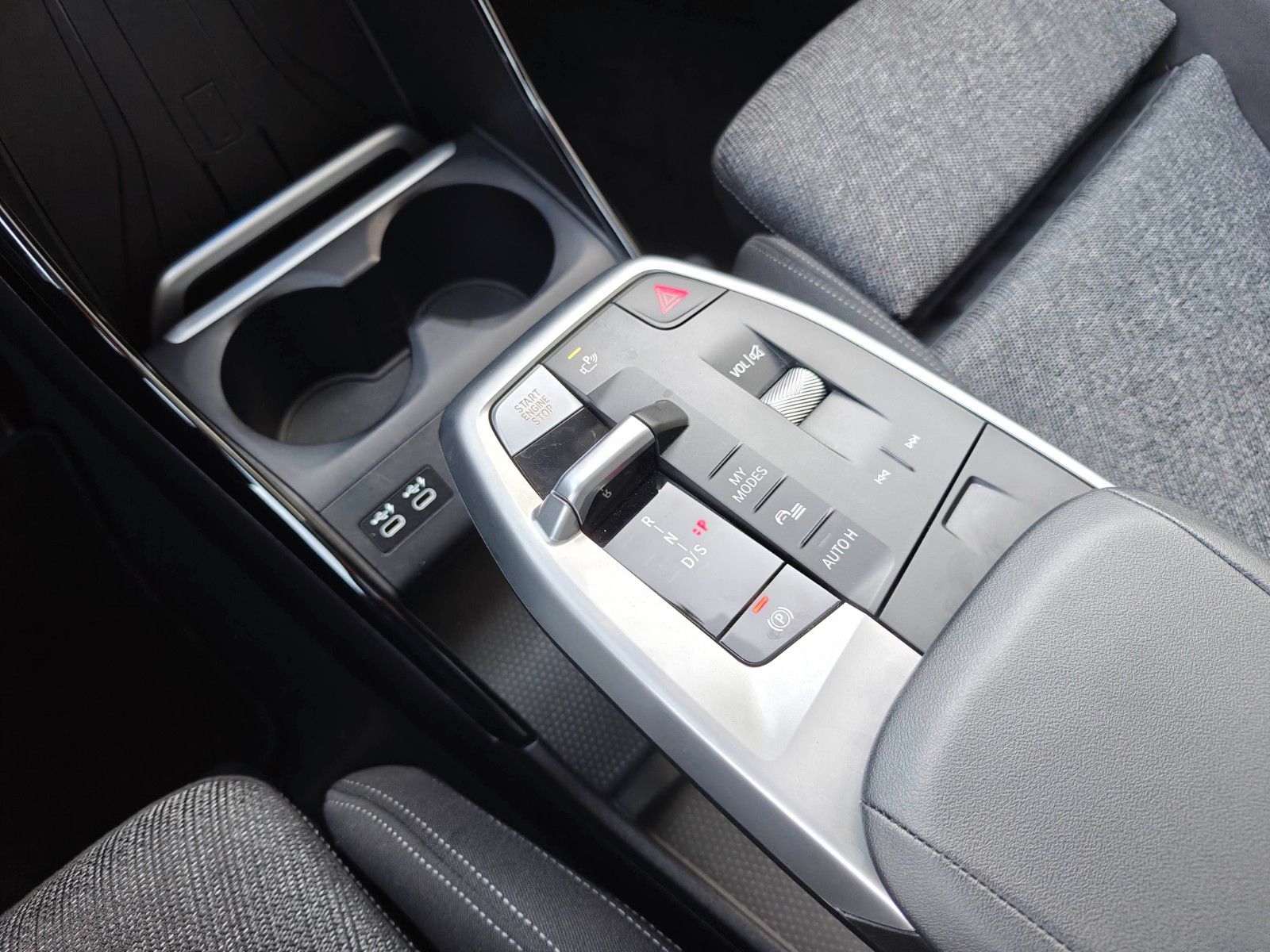 Fahrzeugabbildung BMW 218i Active Tourer