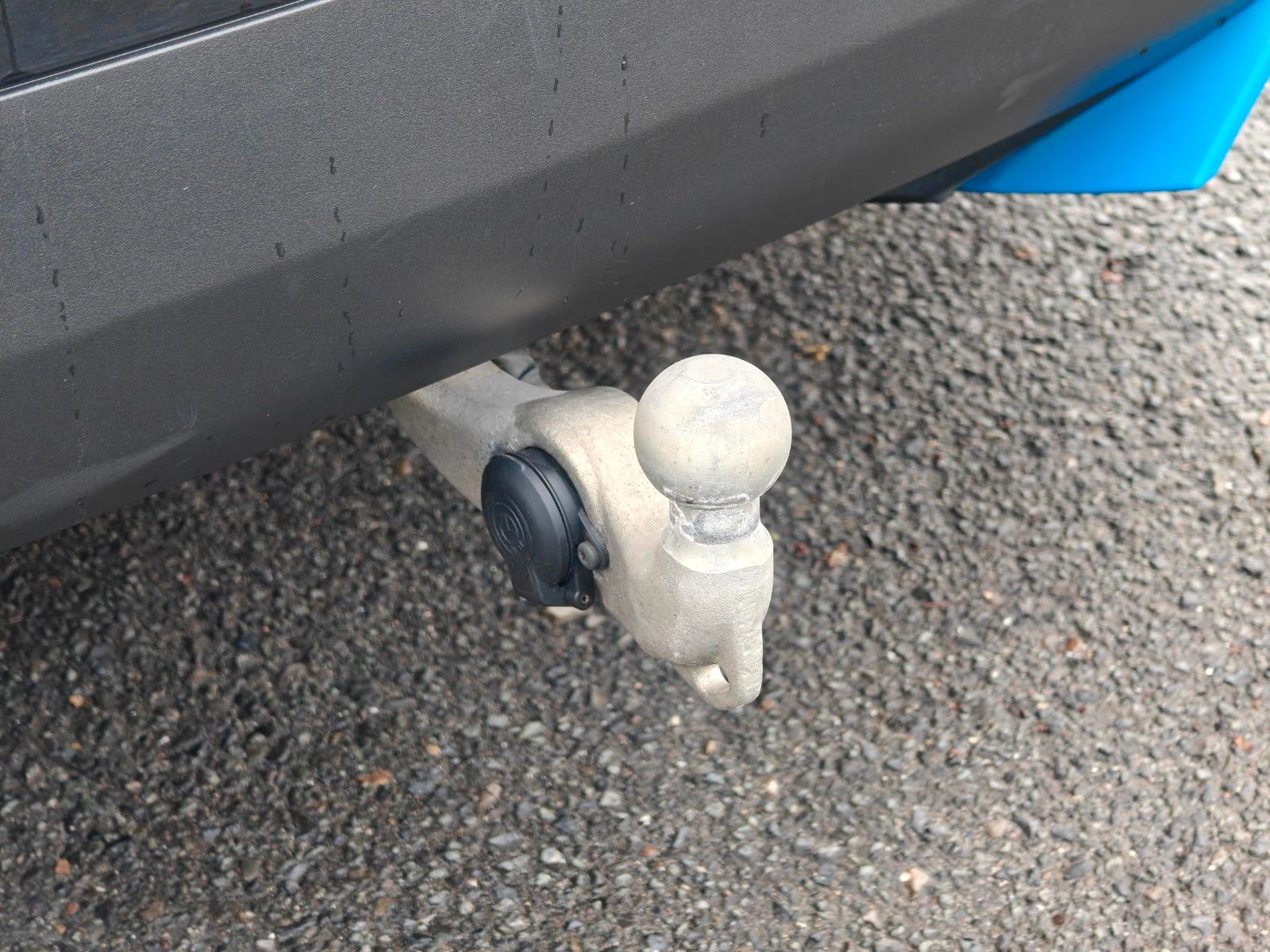 Fahrzeugabbildung BMW iX 40 xDrive