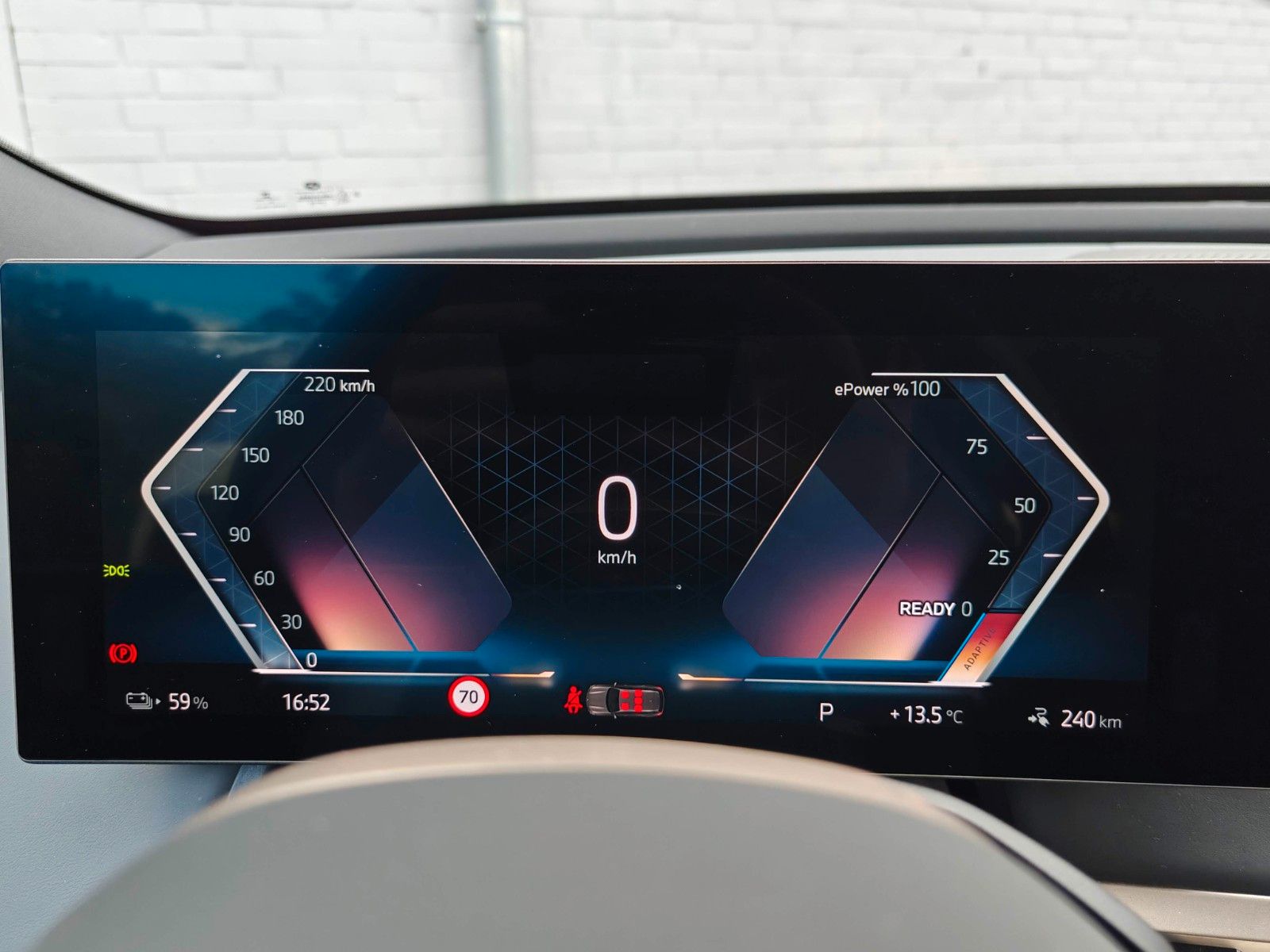 Fahrzeugabbildung BMW iX 40 xDrive