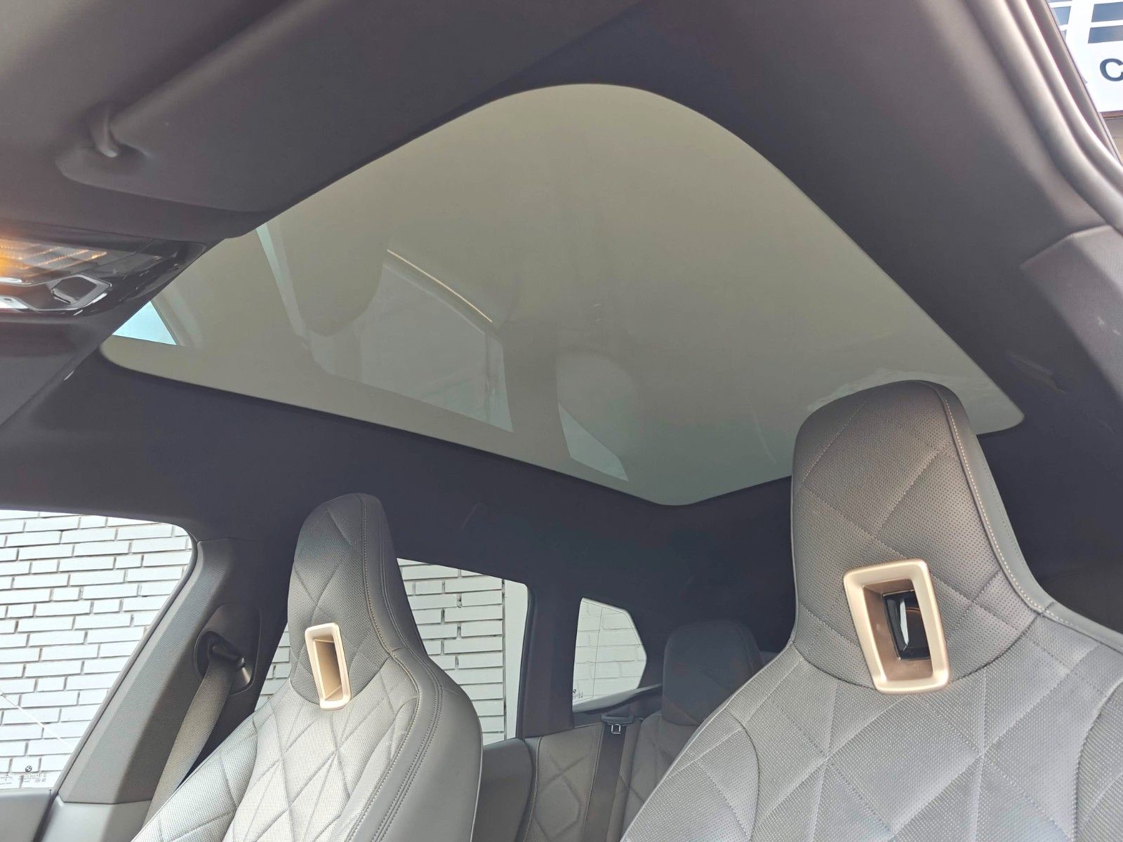 Fahrzeugabbildung BMW iX 40 xDrive