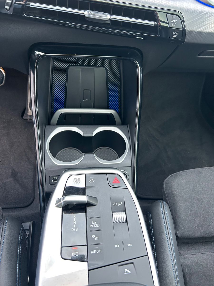 Fahrzeugabbildung BMW X1 20i sDrive M Sport