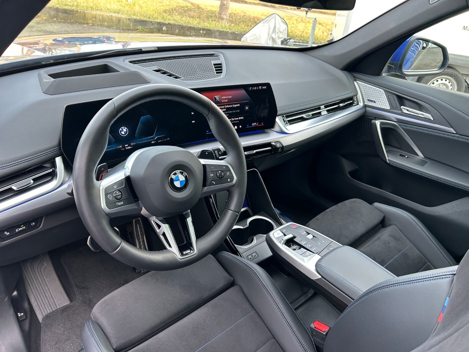 Fahrzeugabbildung BMW X1 20i sDrive M Sport
