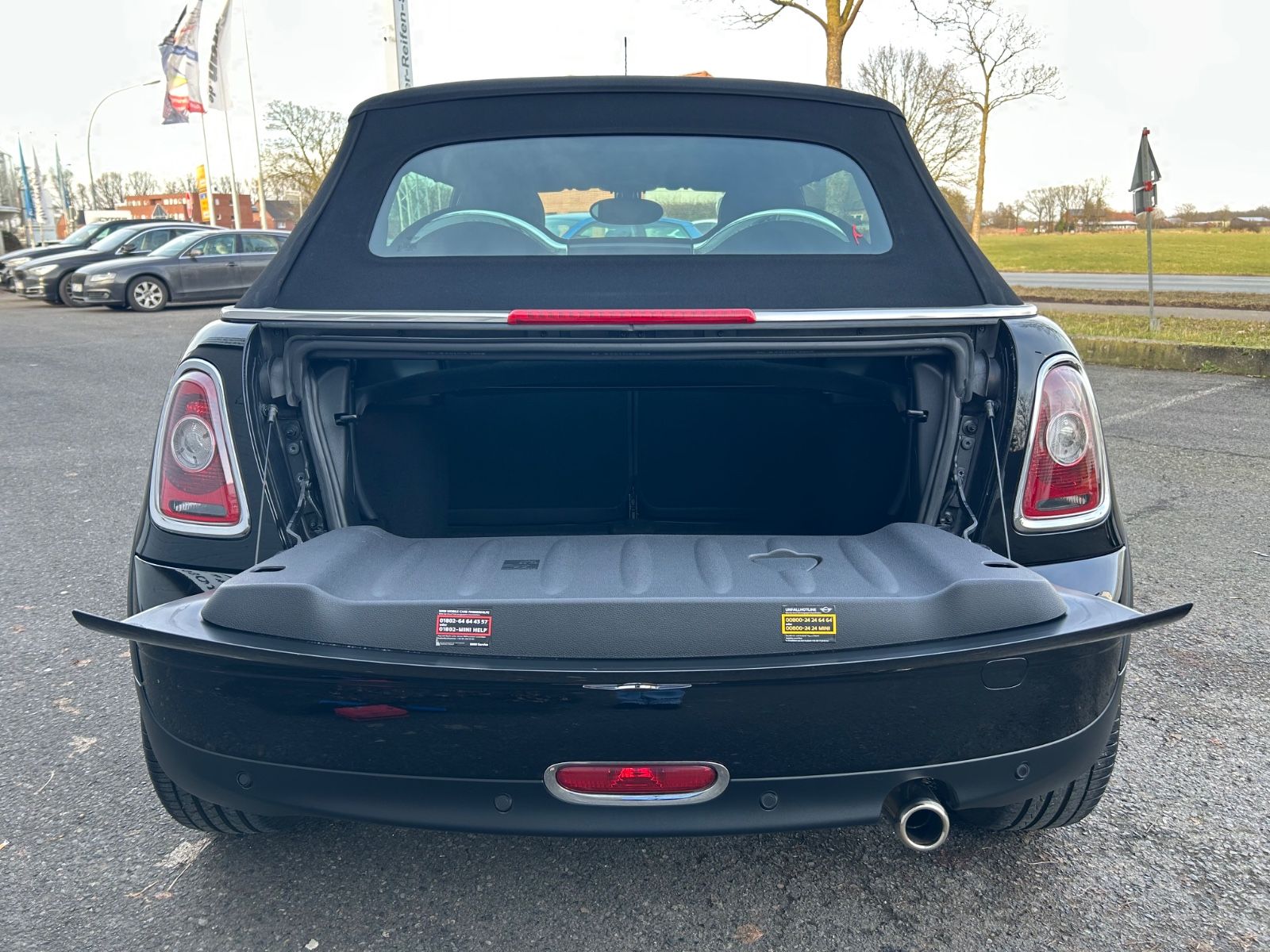 Fahrzeugabbildung MINI Cooper Cabrio