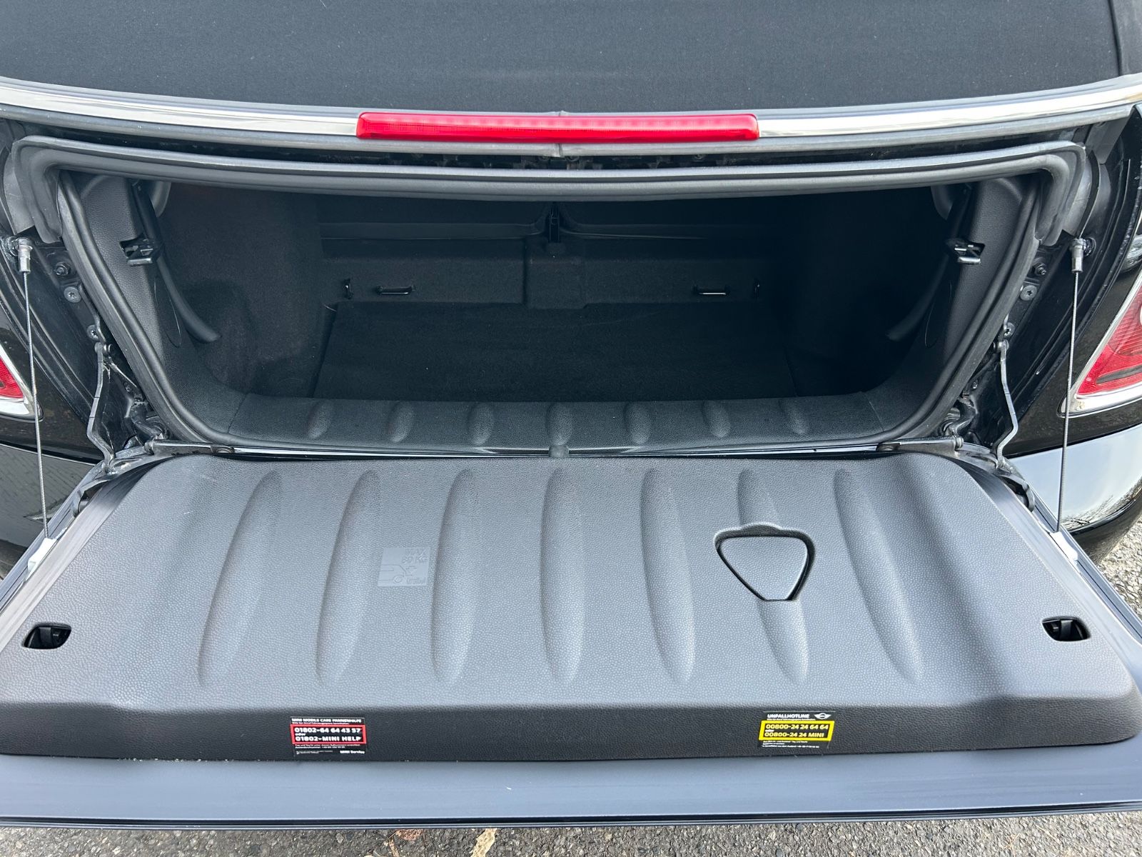 Fahrzeugabbildung MINI Cooper Cabrio