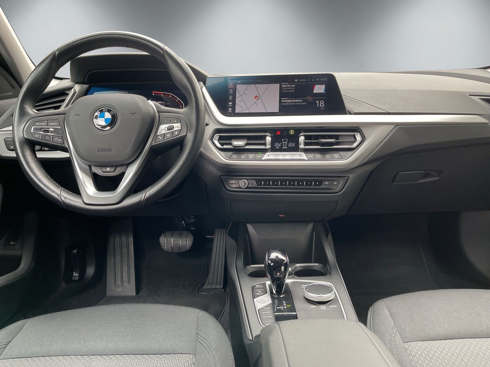 Fahrzeugabbildung BMW 116d Limousine Advantage