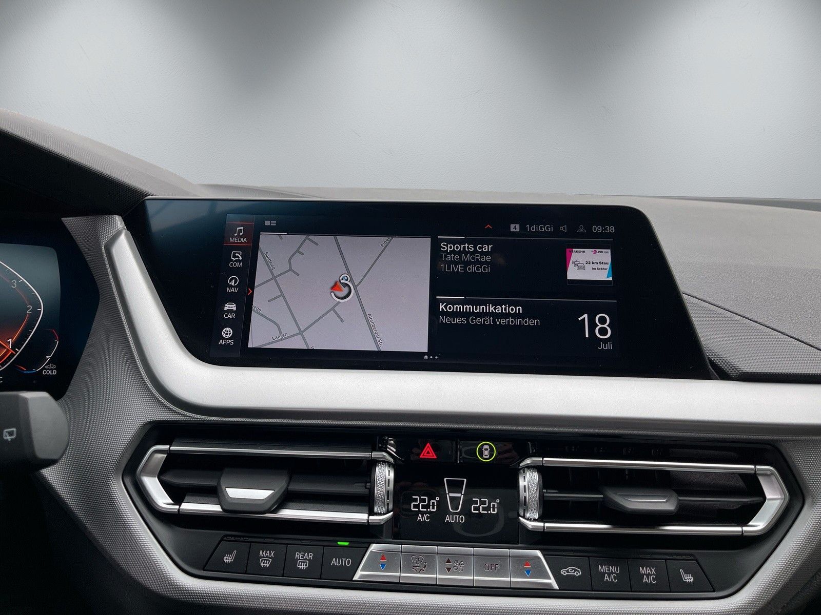 Fahrzeugabbildung BMW 116d Limousine Advantage