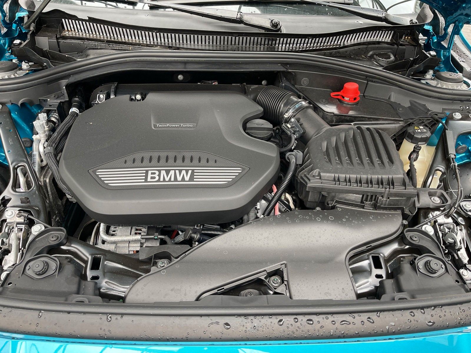 Fahrzeugabbildung BMW 116d Limousine Advantage