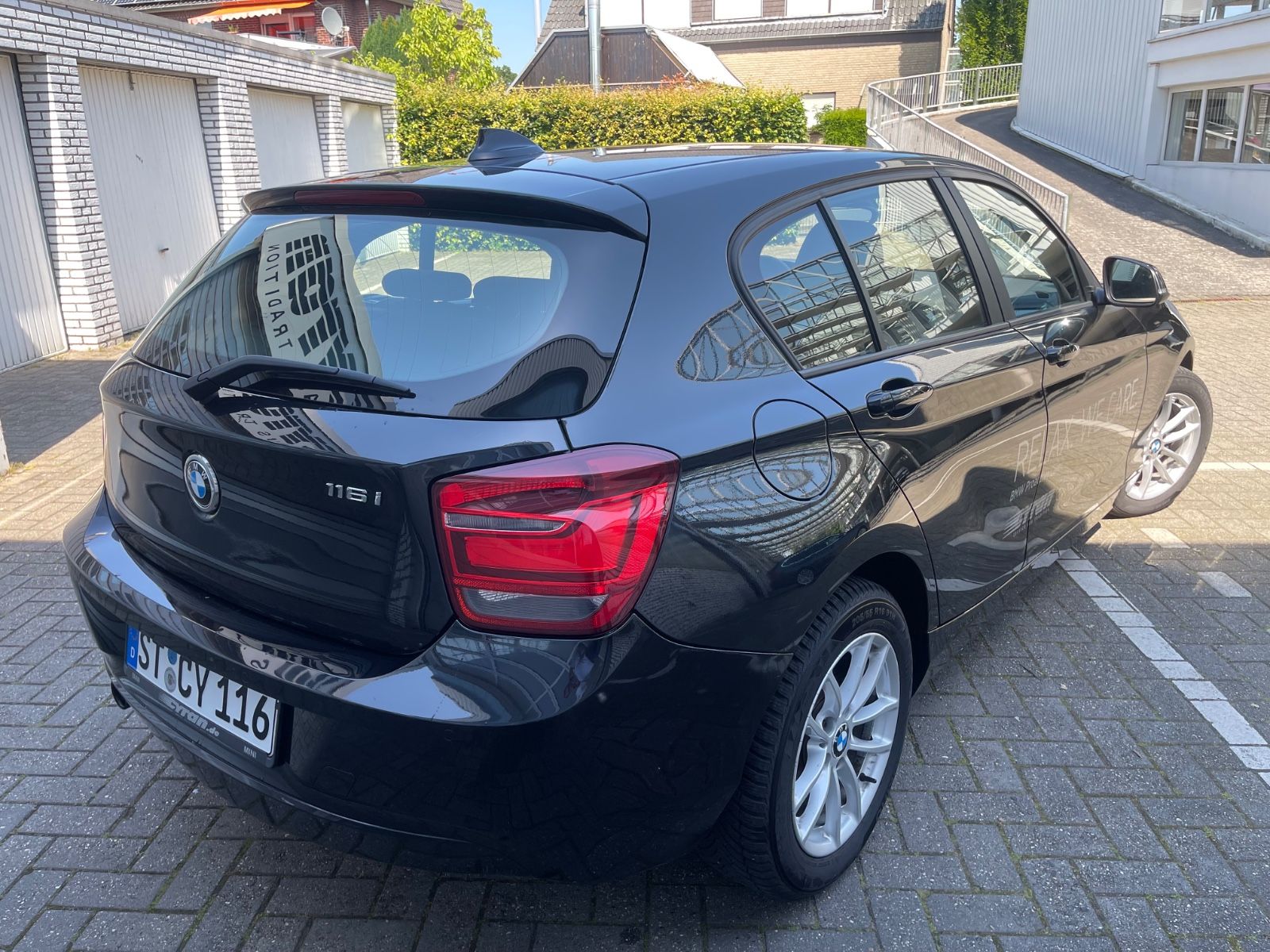 Fahrzeugabbildung BMW 116 i Limousine